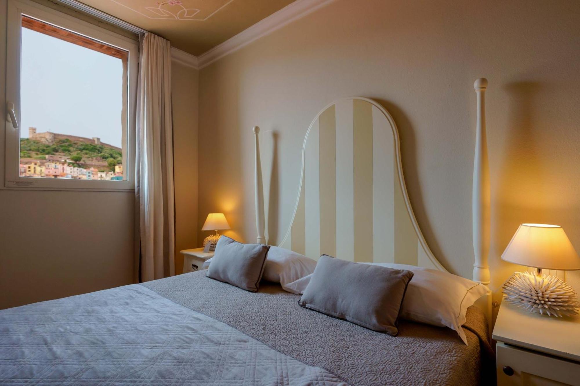 Hotel Palazzo Pischedda Bosa Zimmer foto